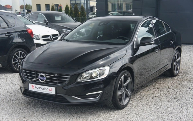 Volvo S60 cena 45900 przebieg: 220000, rok produkcji 2014 z Starachowice małe 191